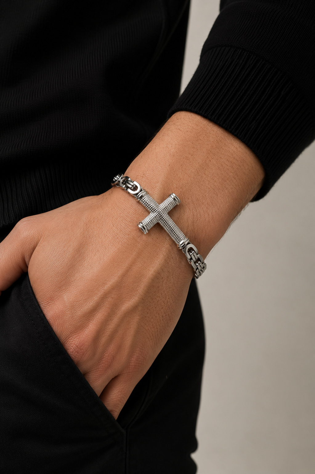 Linked Above Bracelet