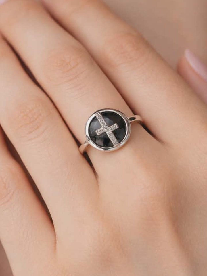 Signature Luxe Ring