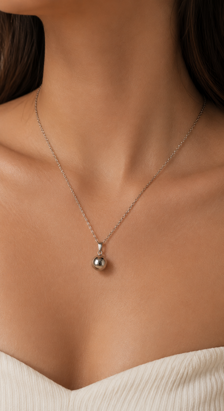 Ms Allure Everlasting Necklace — gold-tone stainless steel pendant necklace with an elegant, feminine finish.