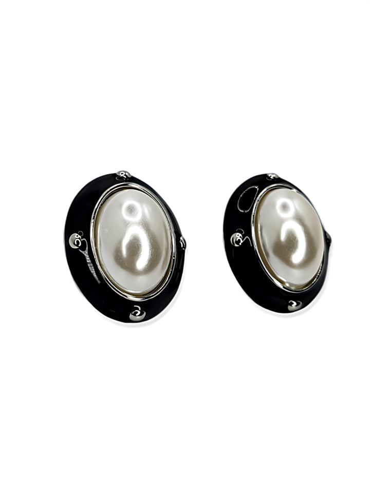 Ms Allure Queens Order Earrings — silver-tone pearl earrings with an elegant, feminine finish.