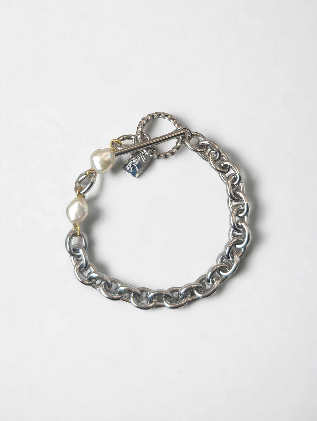 Ms Allure Sea Pearl Bracelet — silver-tone freshwater pearl bracelet with an elegant, feminine finish.