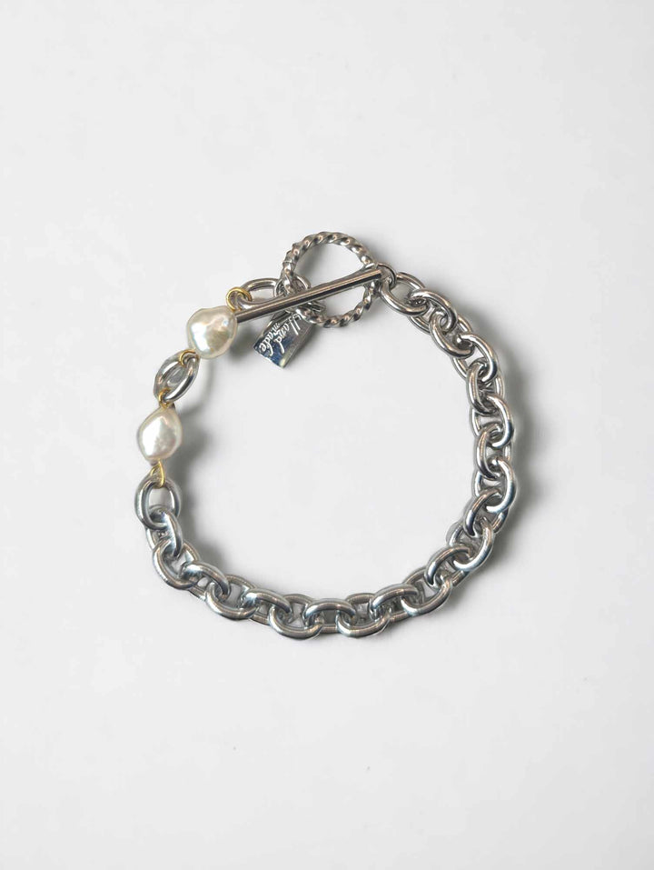Ms Allure Sea Pearl Bracelet — silver-tone freshwater pearl bracelet with an elegant, feminine finish.
